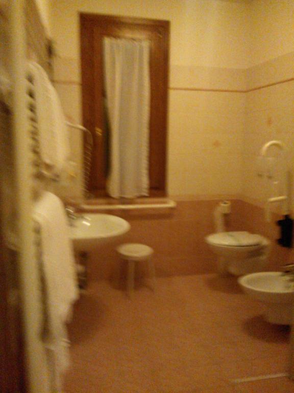 Locanda-Trattoria Al Rio Cinto Euganeo Δωμάτιο φωτογραφία
